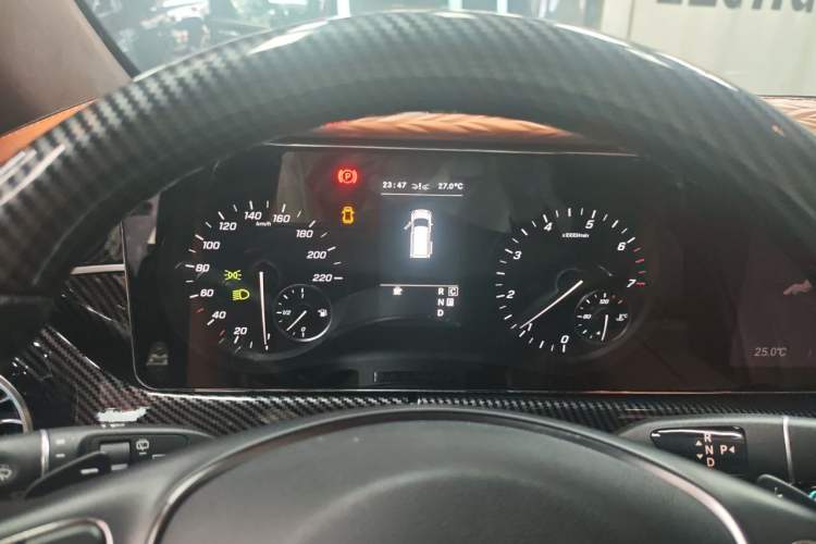 Used Mercedes-Benz Vito 2021 2.0T Elite Version 7 Seats Instrument Cluster