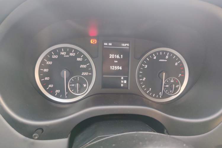 Used Mercedes-Benz Vito 2021 2.0T Elite Version 7 Seats Instrument Cluster