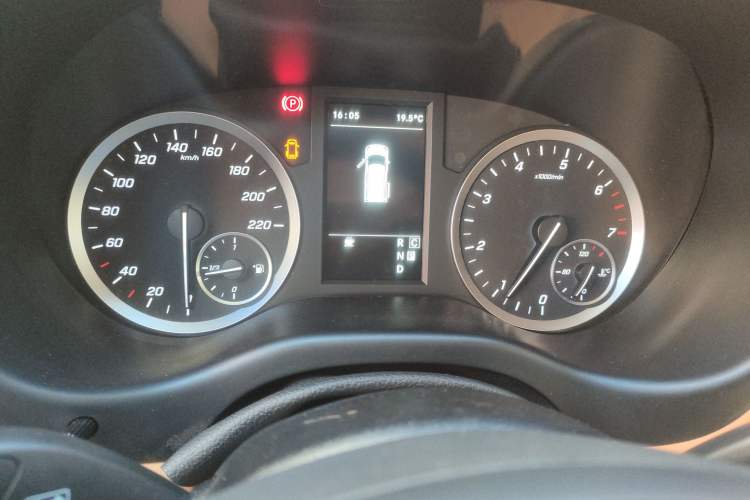 Used Mercedes-Benz Vito 2021 2.0T Elite Version 7 Seats Instrument Cluster