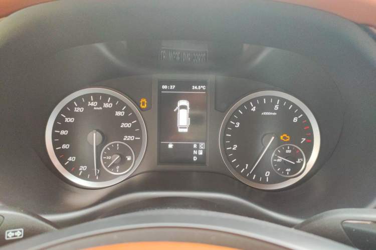 Used Mercedes-Benz Vito 2021 2.0T Elite Version 7 Seats Instrument Cluster