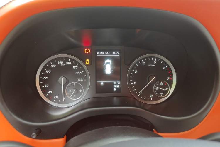 Used Mercedes-Benz Vito 2021 2.0T Business Version 7 Seats Instrument Cluster