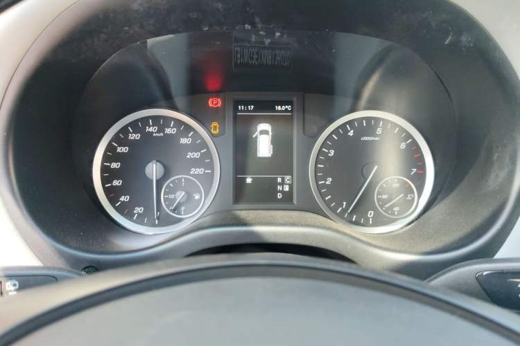 Used Mercedes-Benz Vito 2021 2.0T Elite Version 7 Seats Instrument Cluster