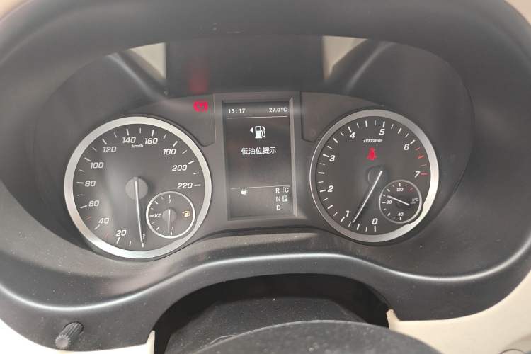 Used Mercedes-Benz Vito 2021 2.0T Elite Version 7 Seats Instrument Cluster