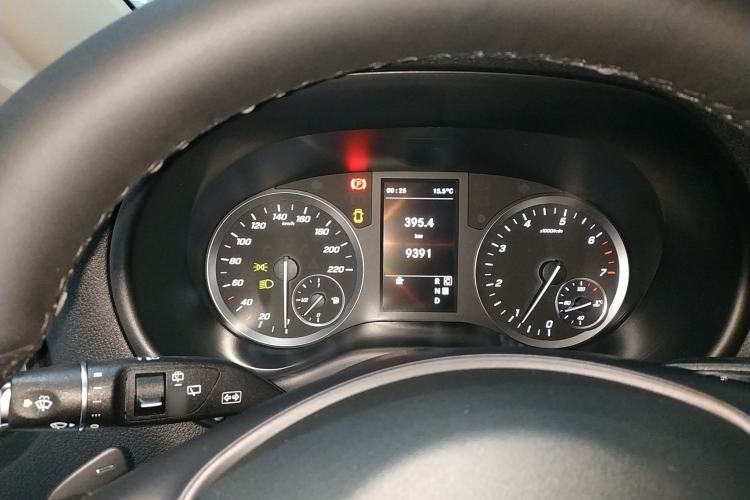 Used Mercedes-Benz Vito 2021 2.0T Elite Version 7 Seats Instrument Cluster