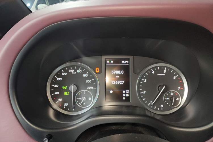 Used Mercedes-Benz Vito 2021 2.0T Elite Version 7 Seats Instrument Cluster