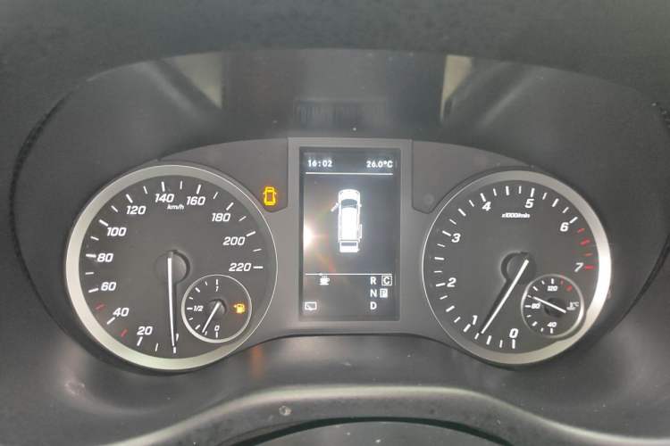 Used Mercedes-Benz Vito 2021 2.0T Elite Version 7 Seats Instrument Cluster