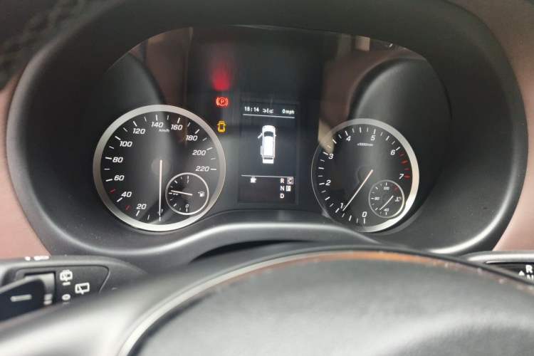 Used Mercedes-Benz Vito 2021 2.0T Elite Version 7 Seats Instrument Cluster