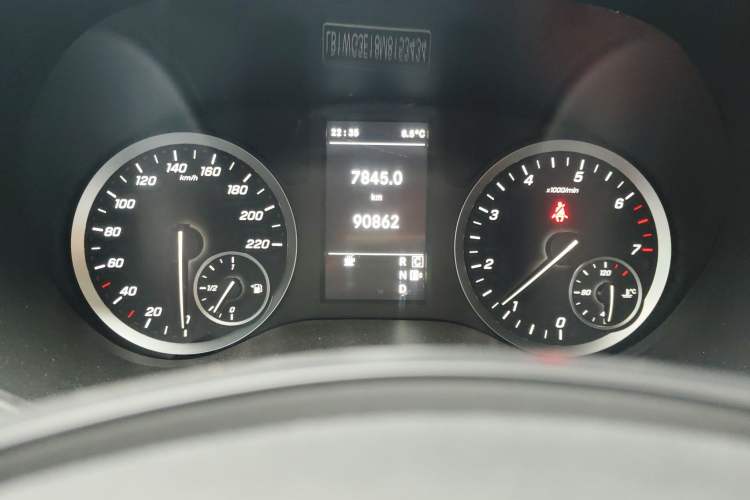 Used Mercedes-Benz Vito 2021 2.0T Elite Version 7 Seats Instrument Cluster