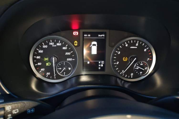 Used Mercedes-Benz Vito 2021 2.0T Elite Version 7 Seats Instrument Cluster