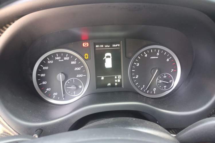 Used Mercedes-Benz Vito 2021 2.0T Business Version 7 Seats Instrument Cluster