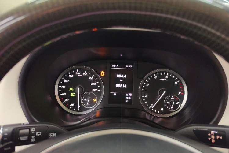 Used Mercedes-Benz Vito 2021 2.0T Elite Version 7 Seats Instrument Cluster