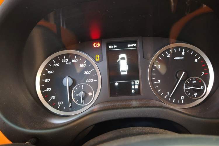 Used Mercedes-Benz Vito 2021 2.0T Elite Version 7 Seats Instrument Cluster