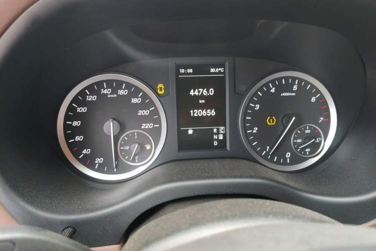 Used Mercedes-Benz Vito 2021 2.0T Elite Version 7 Seats Instrument Cluster