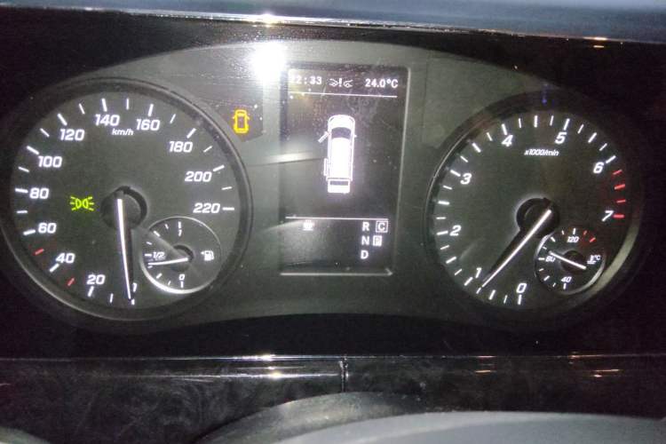 Used Mercedes-Benz Vito 2021 2.0T Business Version 7 Seats Instrument Cluster