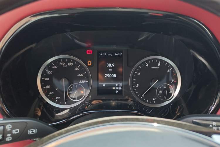 Used Mercedes-Benz Vito 2021 2.0T Business Version 7 Seats Instrument Cluster