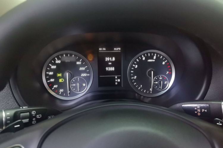 Used Mercedes-Benz Vito 2021 2.0T Elite Version 7 Seats Instrument Cluster