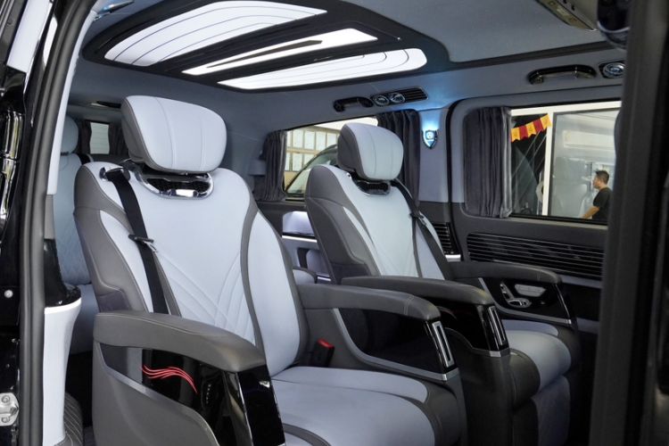 Used Mercedes-Benz Vito 2021 2.0T Business Version 7 Seats Interior 10