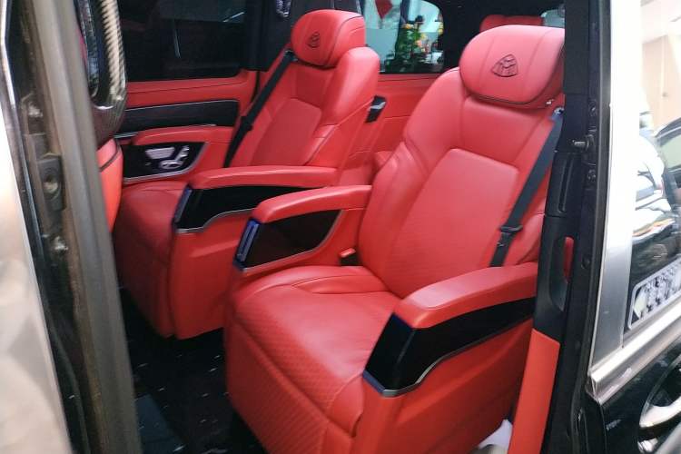 Used Mercedes-Benz Vito 2021 2.0T Business Version 7 Seats Interior 4