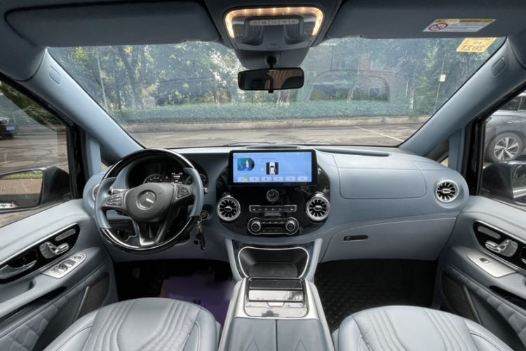 Used Mercedes-Benz Vito 2021 2.0T Business Version 7 Seats Interior 7
