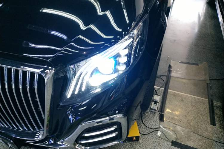 Used Mercedes-Benz Vito 2021 2.0T Business Version 7 Seats Left Front Headlight