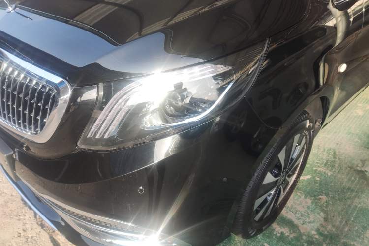 Used Mercedes-Benz Vito 2021 2.0T Elite Version 7 Seats Left Front Headlight