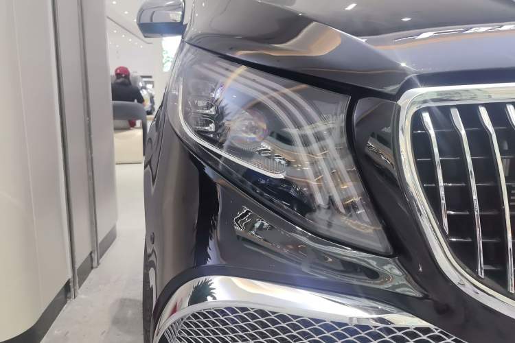 Used Mercedes-Benz Vito 2021 2.0T Elite Version 7 Seats Left Front Headlight