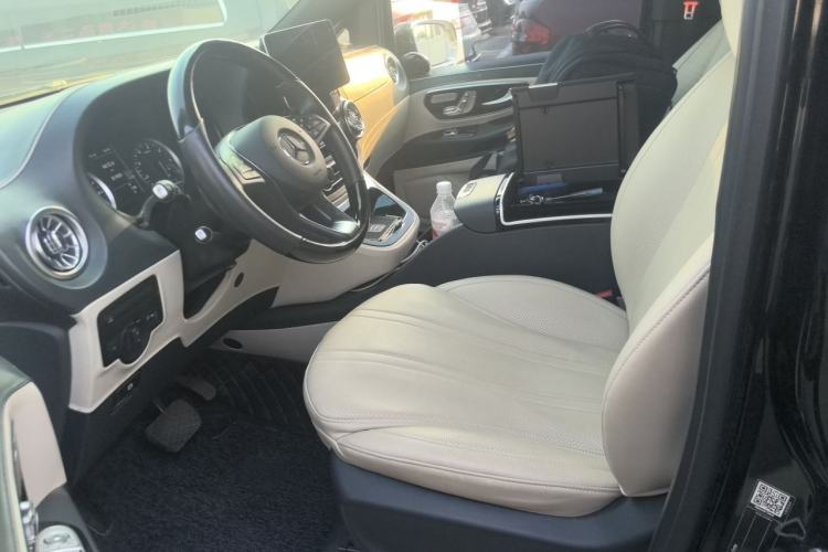 Used Mercedes-Benz Vito 2021 2.0T Business Version 7 Seats Left Front Seat
