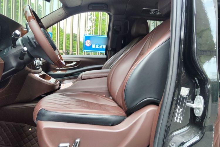 Used Mercedes-Benz Vito 2021 2.0T Business Version 7 Seats Left Front Seat