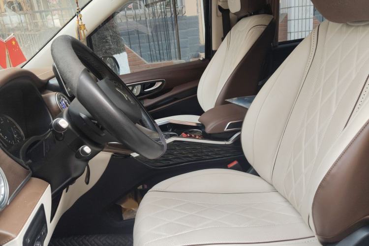 Used Mercedes-Benz Vito 2021 2.0T Business Version 7 Seats Left Front Seat