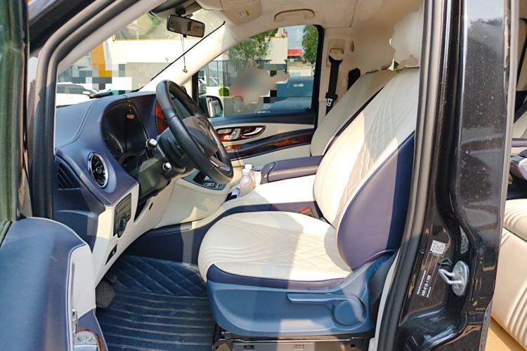 Used Mercedes-Benz Vito  Left Front Seat