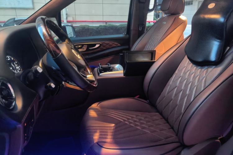 Used Mercedes-Benz Vito 2021 2.0T Business Version 7 Seats Left Front Seat