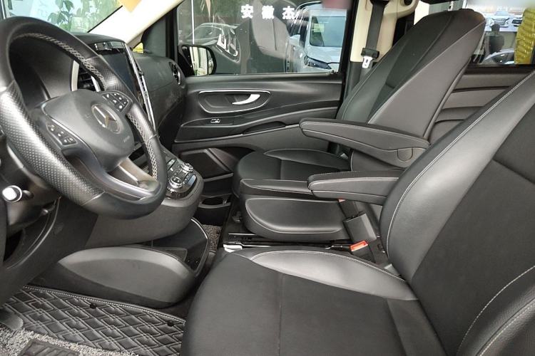 Used Mercedes-Benz Vito 2021 2.0T Business Version 7 Seats Left Front Seat