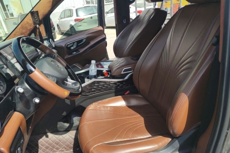 Used Mercedes-Benz Vito 2021 2.0T Business Version 7 Seats Left Front Seat