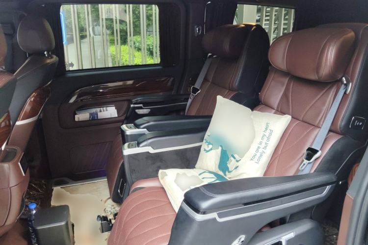 Used Mercedes-Benz Vito 2021 2.0T Business Version 7 Seats Left Rear Seat