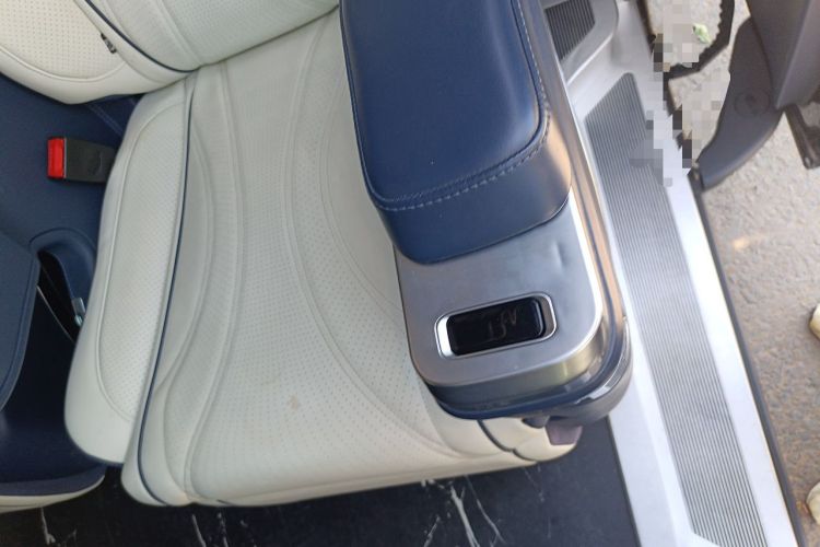 Used Mercedes-Benz Vito 2021 2.0T Business Version 7 Seats Left Rear Seat