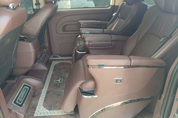 Used Mercedes-Benz Vito 2021 2.0T Business Version 7 Seats Left Rear Seat