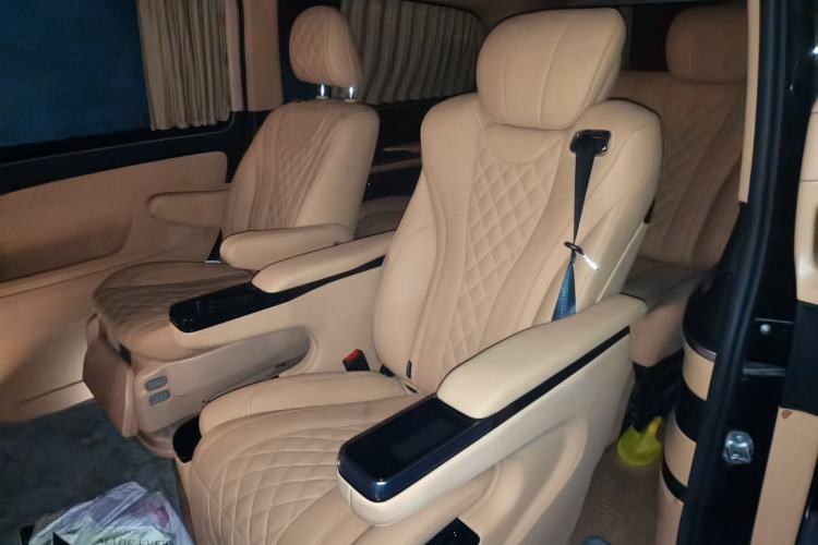 Used Mercedes-Benz Vito 2021 2.0T Business Version 7 Seats Left Rear Seat