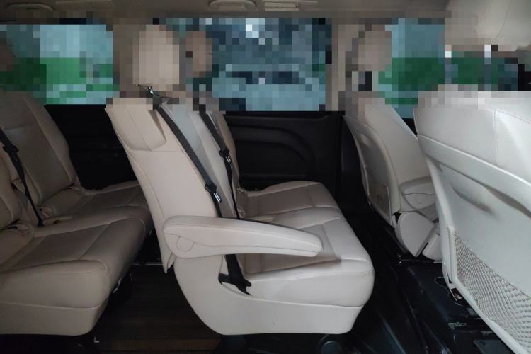 Used Mercedes-Benz Vito 2021 2.0T Elite Version 9 Seats Left Rear Seat