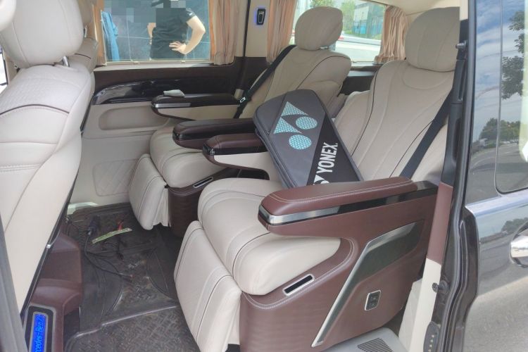 Used Mercedes-Benz Vito 2021 2.0T Business Version 7 Seats Left Rear Seat