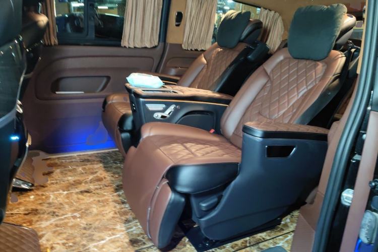 Used Mercedes-Benz Vito 2021 2.0T Business Version 7 Seats Left Rear Seat