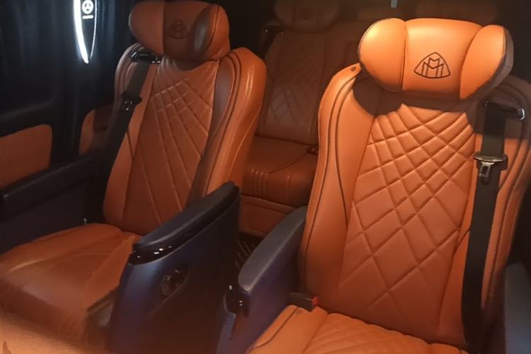 Used Mercedes-Benz Vito 2021 2.0T Elite Version 7 Seats Left Rear Seat