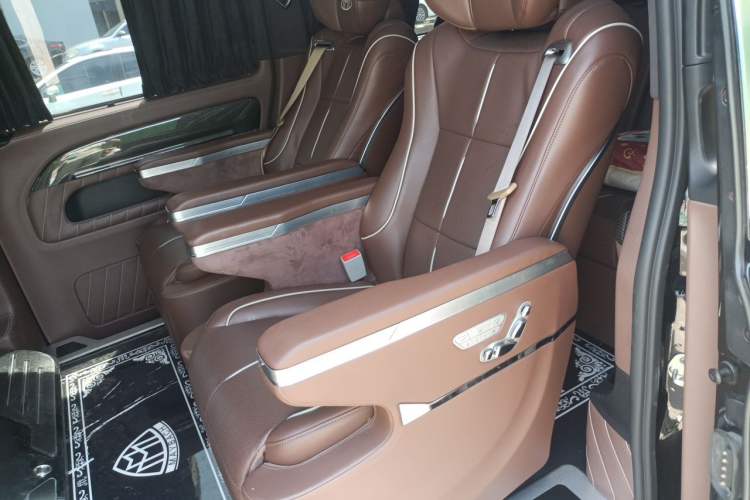 Used Mercedes-Benz Vito 2021 2.0T Business Version 7 Seats Left Rear Seat