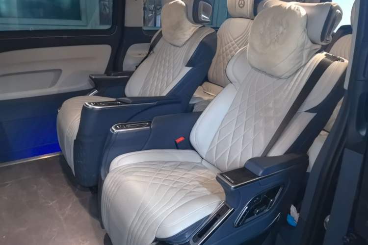 Used Mercedes-Benz Vito 2021 2.0T Business Version 7 Seats Left Rear Seat