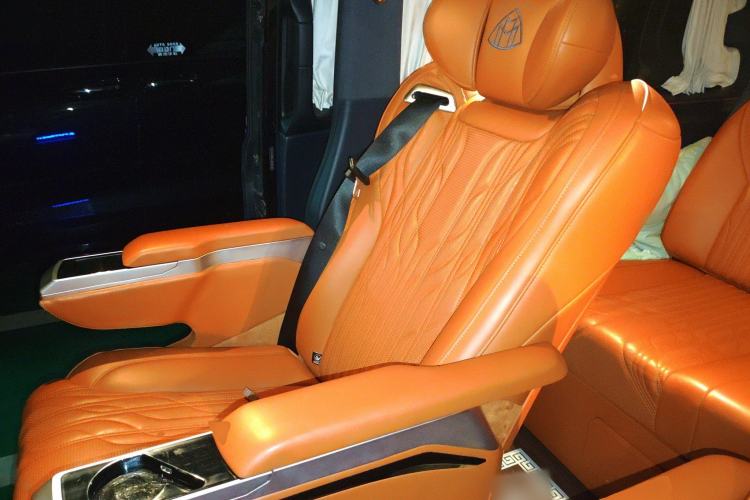 Used Mercedes-Benz Vito 2021 2.0T Elite Version 7 Seats Left Rear Seat
