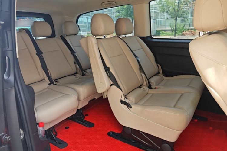 Used Mercedes-Benz Vito 2021 2.0T Elite Version 7 Seats Left Rear Seat