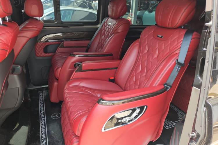 Used Mercedes-Benz Vito 2021 2.0T Business Version 7 Seats Left Rear Seat