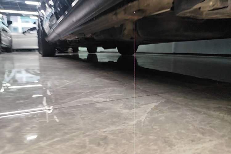 Used Mercedes-Benz Vito 2021 2.0T Business Version 7 Seats Left Side Sill