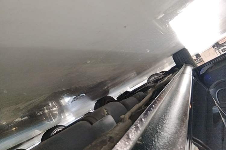 Used Mercedes-Benz Vito 2021 2.0T Elite Version 7 Seats Left Side Sill