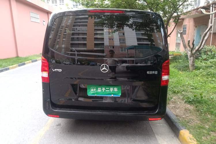 Used Mercedes-Benz Vito 2021 2.0T Elite Version 7 Seats Rear