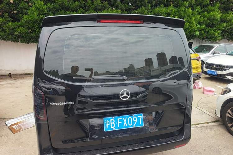 Used Mercedes-Benz Vito 2021 2.0T Elite Version 7 Seats Rear